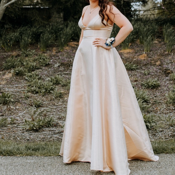 Jovani gown - Picture 2 of 6